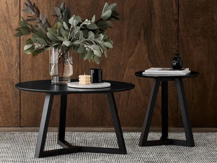 Black-Round-table-for-bedroom